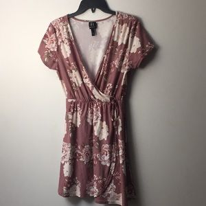 ❤️ DEREK HEART ❤️Dress